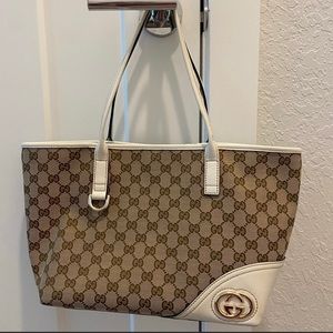 Gucci handbag